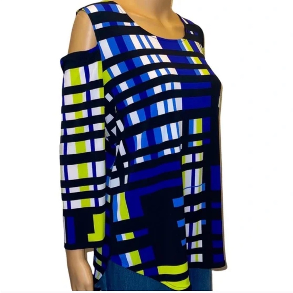 WORTHINGTON cold shoulder top - Picture 1 of 10